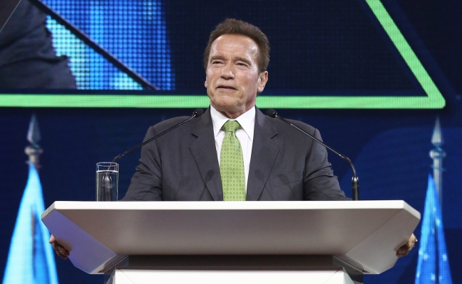 Governor Schwarzenegger gives his keynote remarks at the second annual R20 Austrian World Summit. 