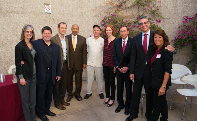 Gen Petreaus with event participants and guests